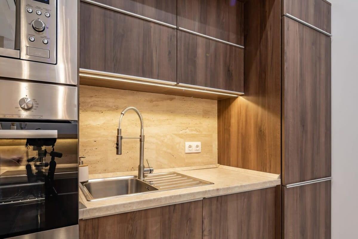 ブダペストSplendid Perfectly Located Flat With Saunaアパートメント エクステリア 写真