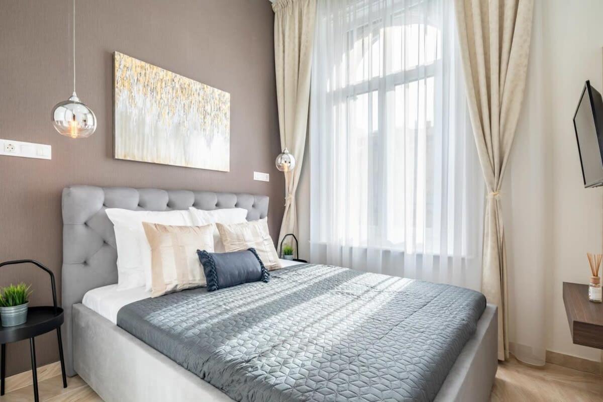 ブダペストSplendid Perfectly Located Flat With Saunaアパートメント エクステリア 写真