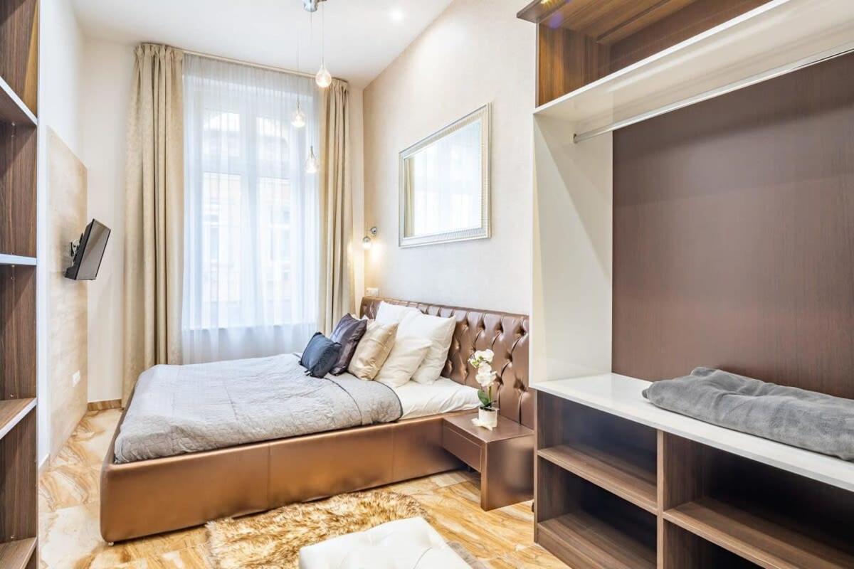 ブダペストSplendid Perfectly Located Flat With Saunaアパートメント エクステリア 写真