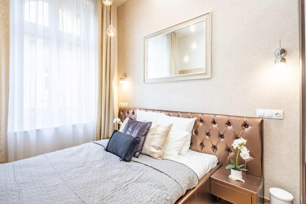 ブダペストSplendid Perfectly Located Flat With Saunaアパートメント エクステリア 写真