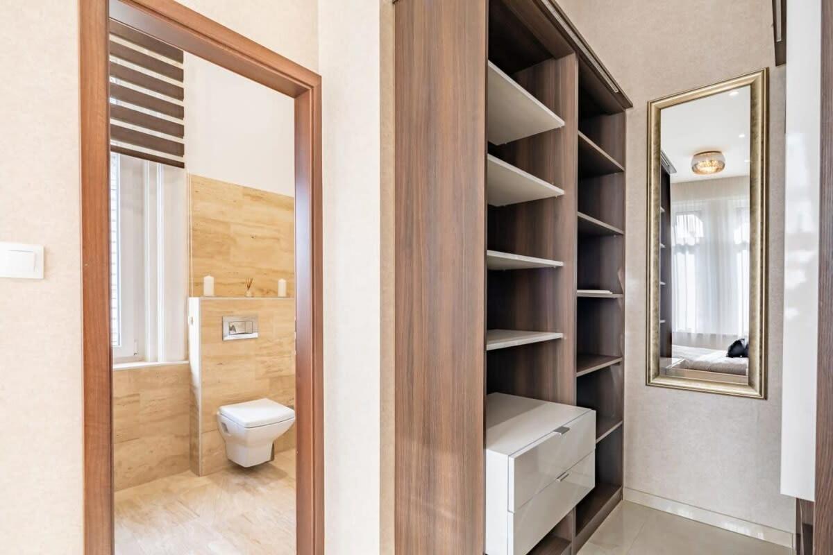 ブダペストSplendid Perfectly Located Flat With Saunaアパートメント エクステリア 写真