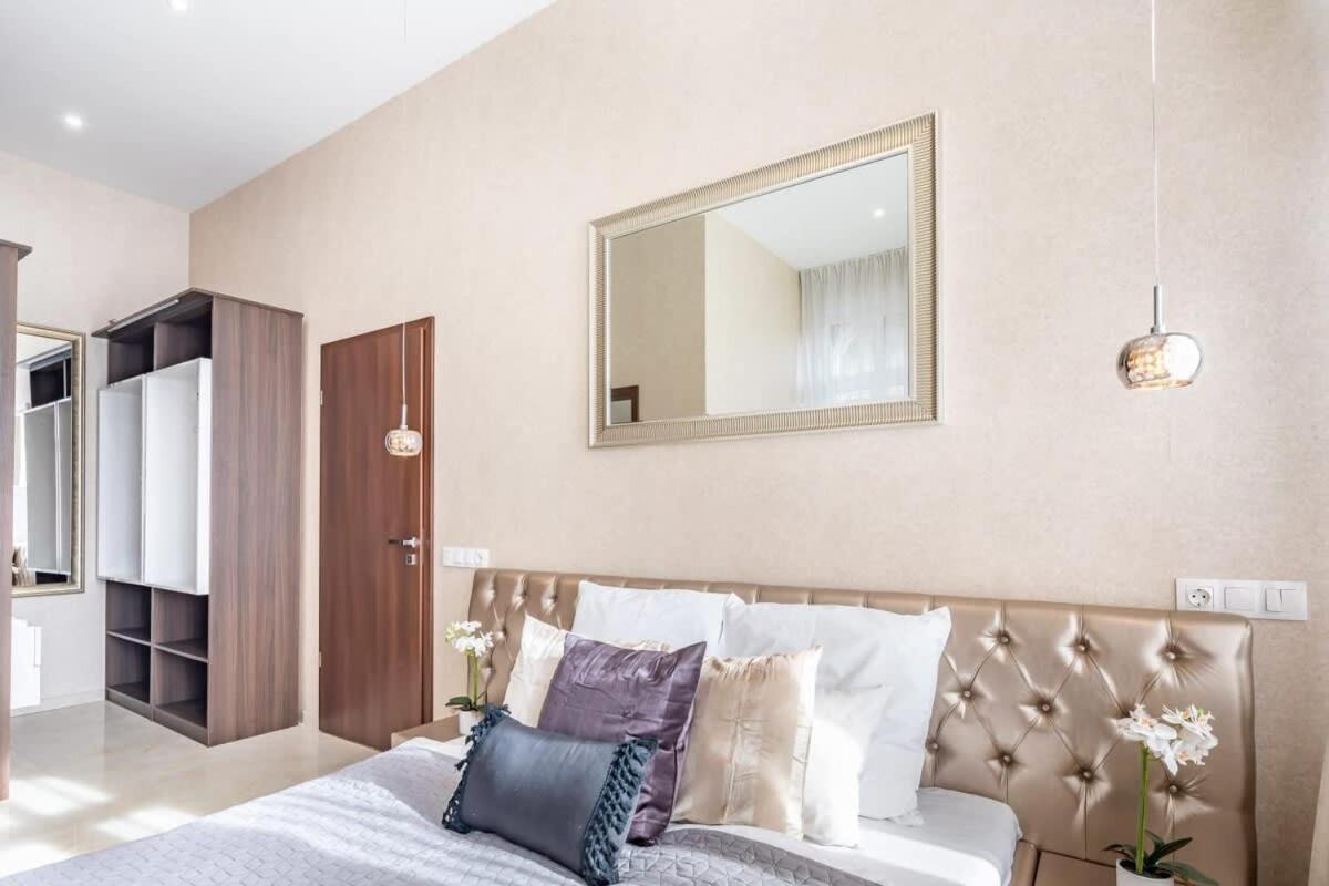 ブダペストSplendid Perfectly Located Flat With Saunaアパートメント エクステリア 写真